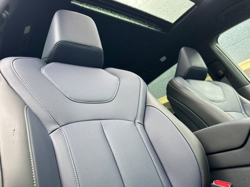 New 2026 INFINITI QX60 Sport w/ Dark Cargo Package image 19