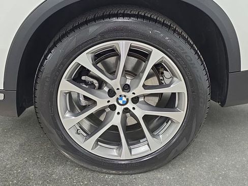 Certified 2026 BMW X5 xDrive40i w/ Premium Package AWD/4WD image 29