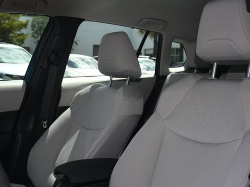 Used 2026 Toyota Corolla Cross L FWD image 11