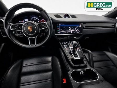 Used 2023 Porsche Cayenne w/ Premium Package AWD/4WD image 15