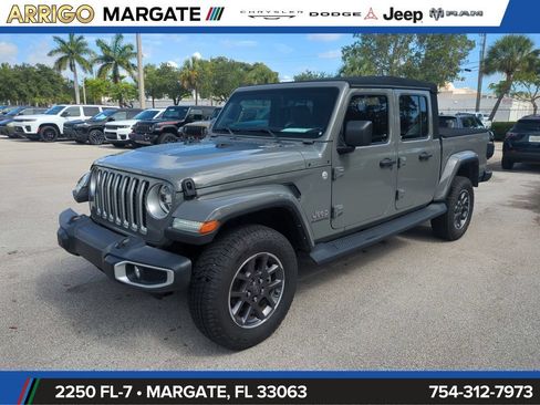 Used 2022 Jeep Gladiator Overland w/ Popular Equipment Package AWD/4WD image 10