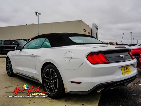 Used 2021 Ford Mustang Premium image 4