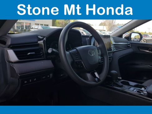 Used 2025 Toyota Camry LE FWD image 16
