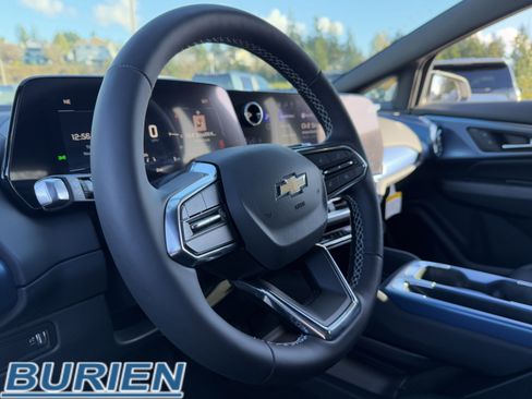 New 2026 Chevrolet Equinox EV LT image 9