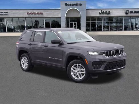 New 2025 Jeep Grand Cherokee Laredo X image 1