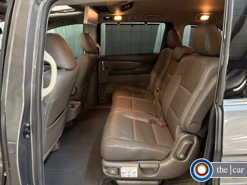 Used 2015 Honda Odyssey Touring Elite image 21