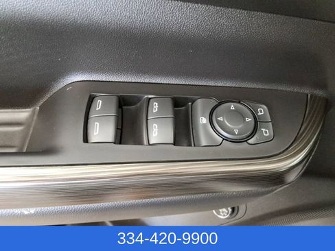 Used 2023 GMC Acadia SLT image 18