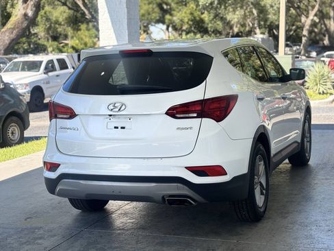 Used 2017 Hyundai Santa Fe Sport image 10