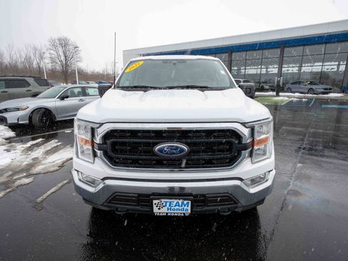 Used 2022 Ford F150 XLT image 2