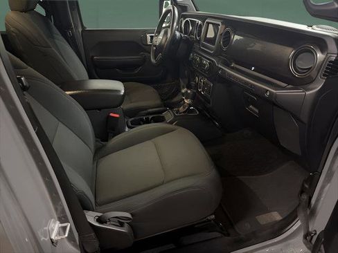 Used 2019 Jeep Wrangler Unlimited Sport AWD/4WD image 15