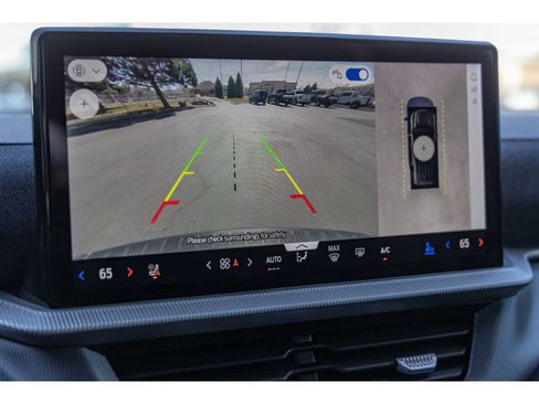 Used 2025 Ford Explorer ST image 26