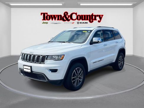 Certified 2022 Jeep Grand Cherokee Limited AWD/4WD image 4