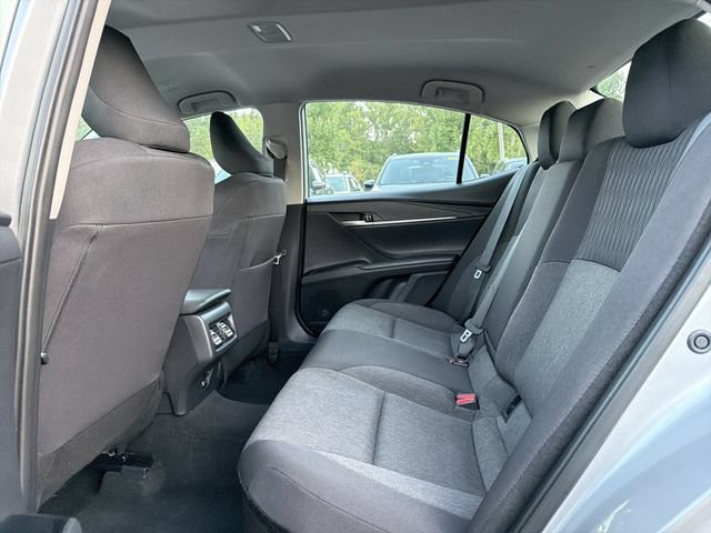 Used 2025 Toyota Camry LE FWD image 13
