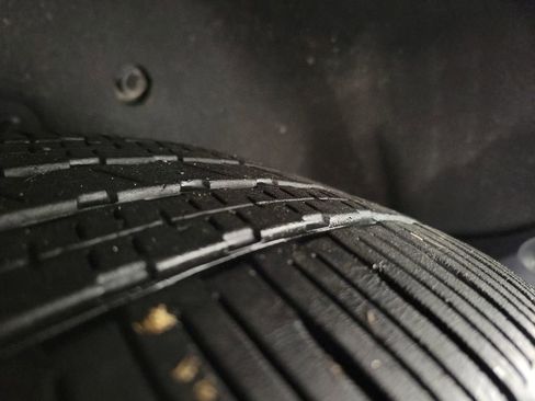 Used 2022 Toyota Sienna LE image 11