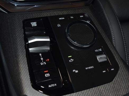 New 2026 BMW X3 xDrive30 w/ Premium Package image 12