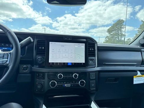 New 2026 Ford F250 Platinum AWD/4WD image 27