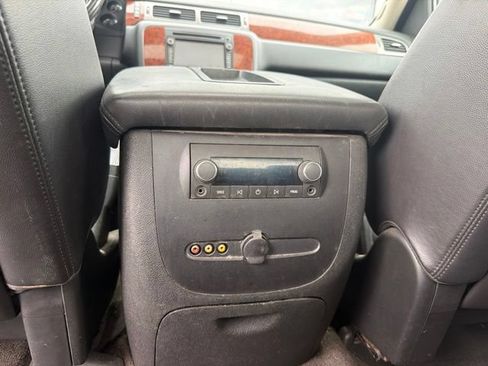 Used 2008 Chevrolet Silverado 3500 LTZ w/ EZ-Lift Tailgate Package AWD/4WD image 12