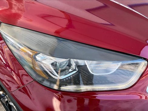 Used 2017 Ford Escape SE w/ Equipment Group 201A image 28