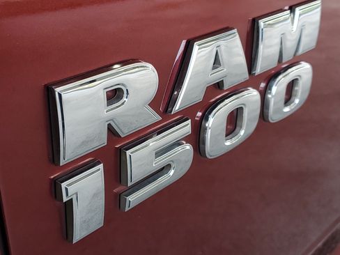 Used 2018 RAM 1500 Big Horn RWD image 5