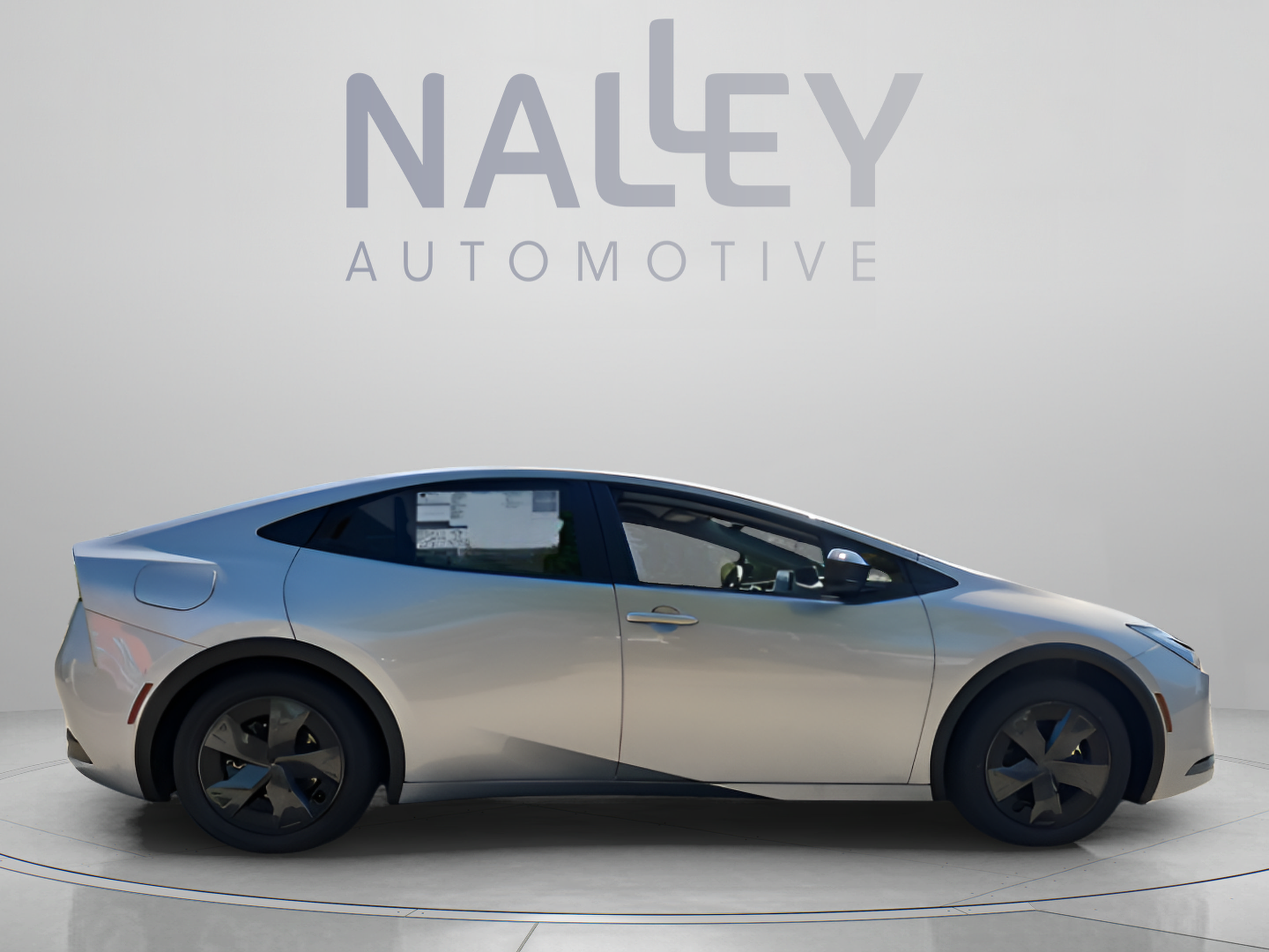 New 2026 Toyota Prius Plug-In Hybrid FWD image 6