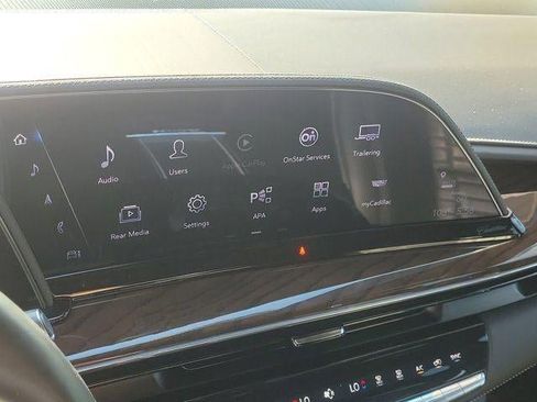 Certified 2023 Cadillac Escalade ESV Sport Platinum AWD/4WD image 29