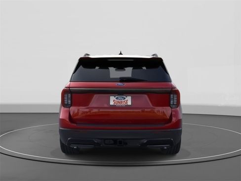 New 2026 Ford Explorer ST-Line w/ ST-Line Street Pack image 5