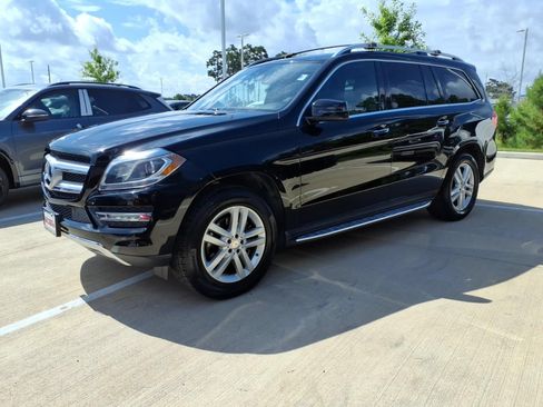 Used 2015 Mercedes-Benz GL 450 4MATIC image 2