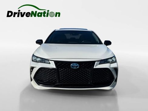 Used 2021 Toyota Avalon XSE image 2