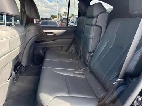 Used 2024 Lexus LX 600 F Sport image 7