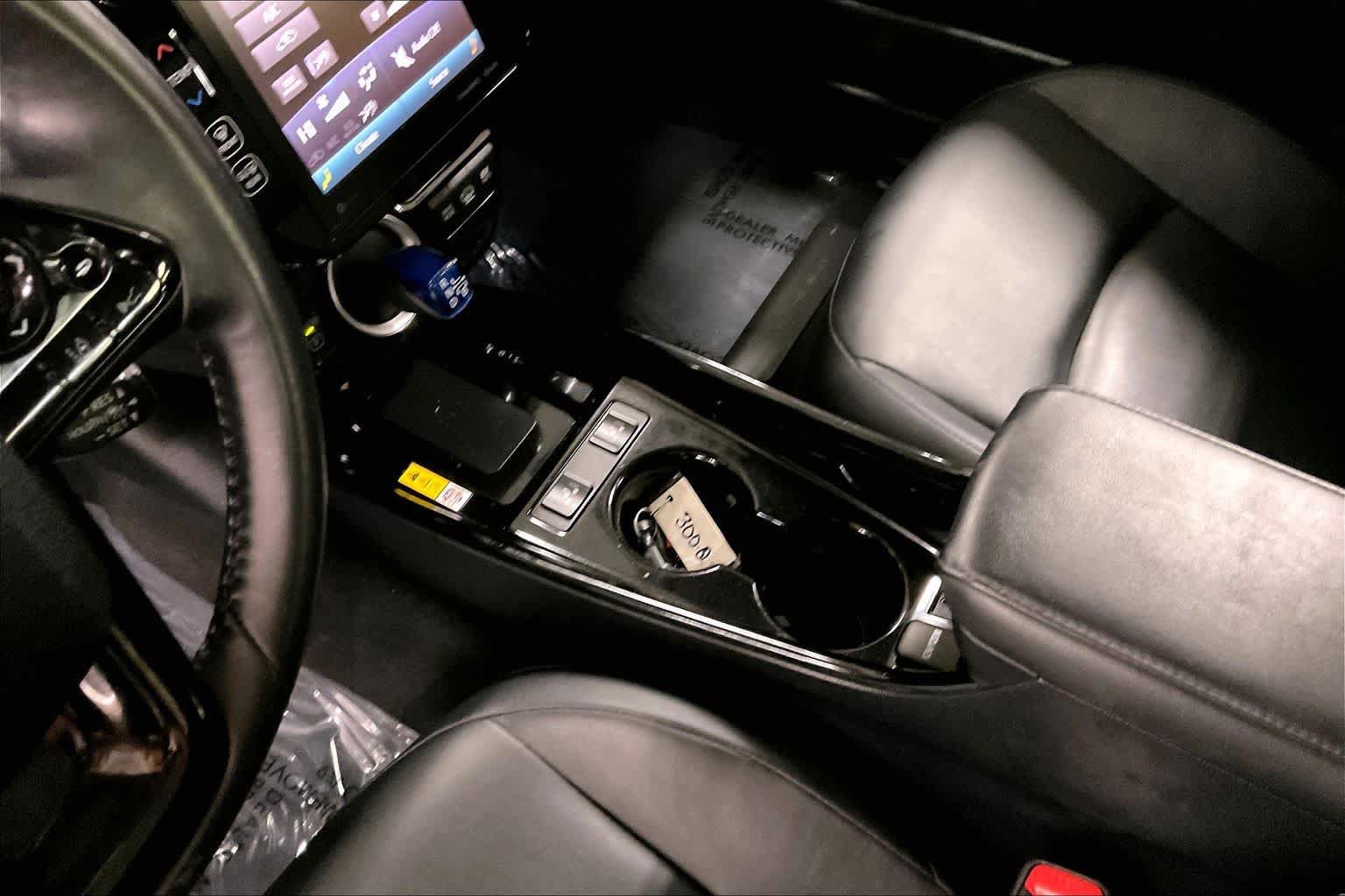 Used 2020 Toyota Prius Prime XLE FWD image 16