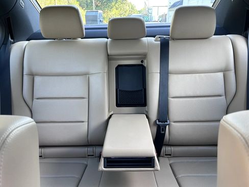 Used 2012 Mercedes-Benz E 350 Sedan image 63