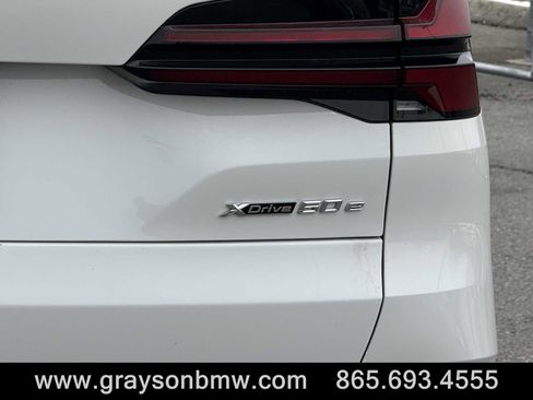 Used 2025 BMW X5 xDrive50e image 35