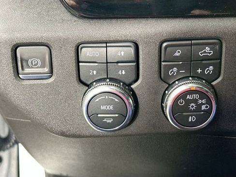 Used 2024 GMC Sierra 1500 Elevation w/ Elevation Premium Package AWD/4WD image 25