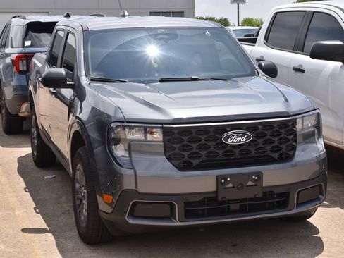 Used 2026 Ford Maverick XLT FWD image 4