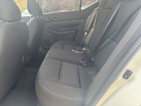 Used 2025 Nissan Altima 2.5 SV image 40