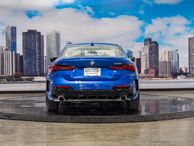 Used 2027 BMW 430i Coupe w/ M Sport Package AWD/4WD image 11
