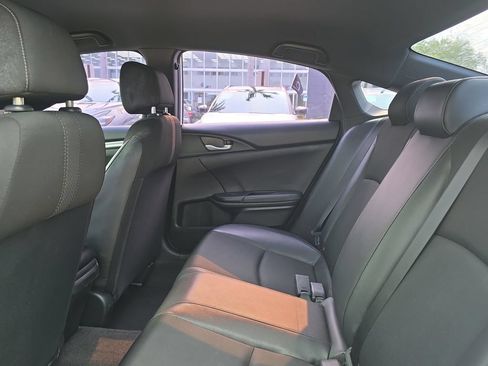 Used 2019 Honda Civic Sport image 17