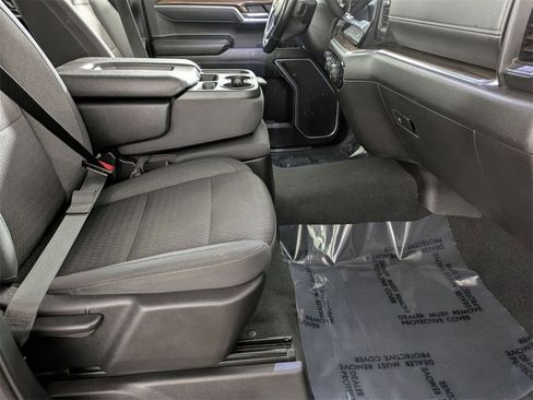 Used 2025 Chevrolet Silverado 1500 LT image 30