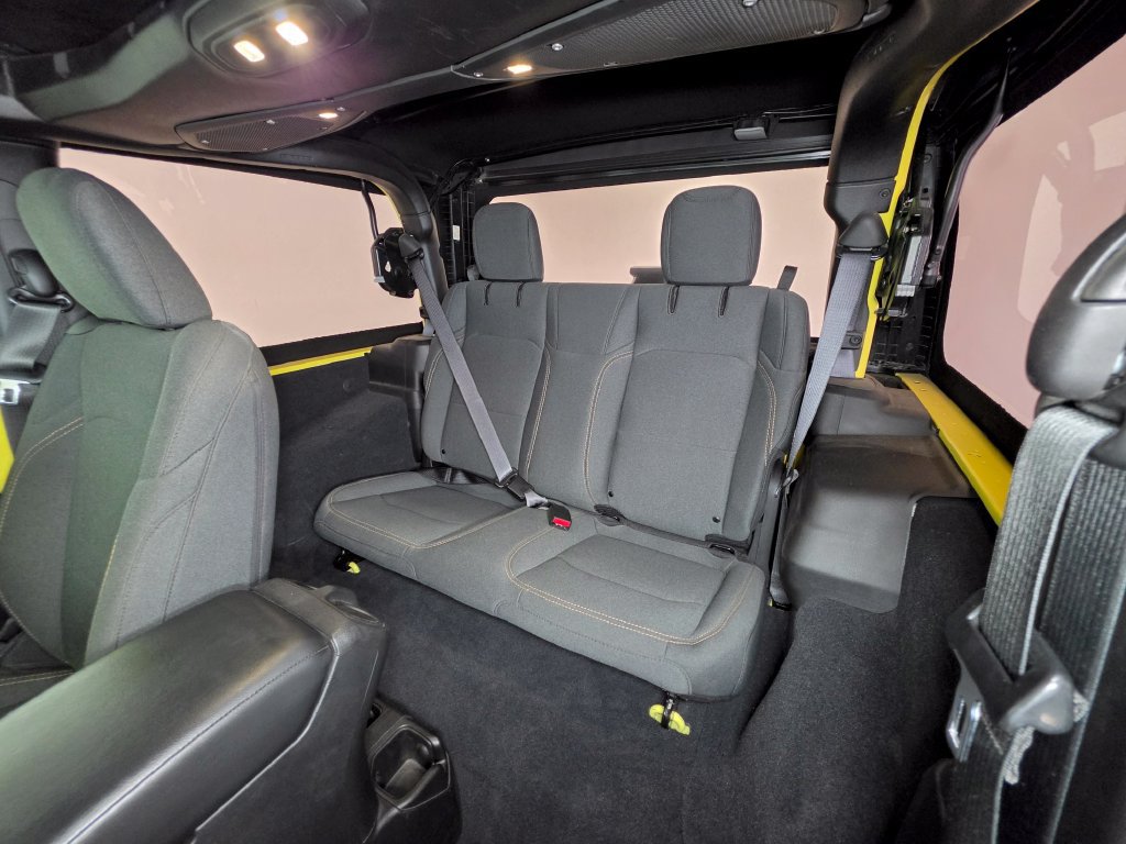 Used 2024 Jeep Wrangler Sport AWD/4WD image 4