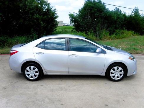 Used 2014 Toyota Corolla LE image 4