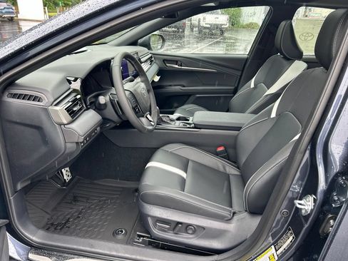 New 2026 Toyota Camry SE FWD image 9