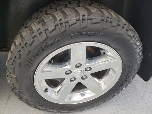 Used 2016 RAM 1500 Express AWD/4WD image 31