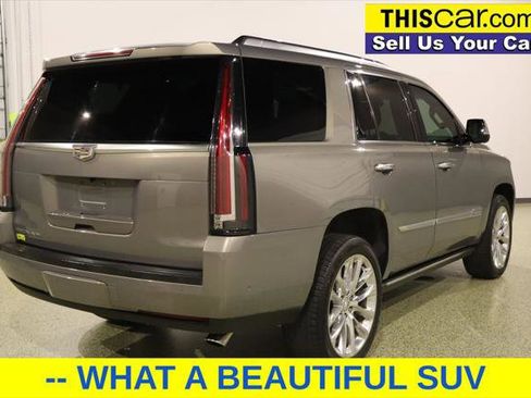 Used 2018 Cadillac Escalade Premium Luxury image 7