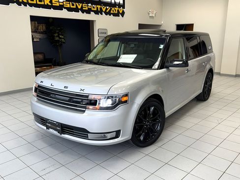 Used 2019 Ford Flex Limited w/ Limited Appearance Package AWD/4WD image 57