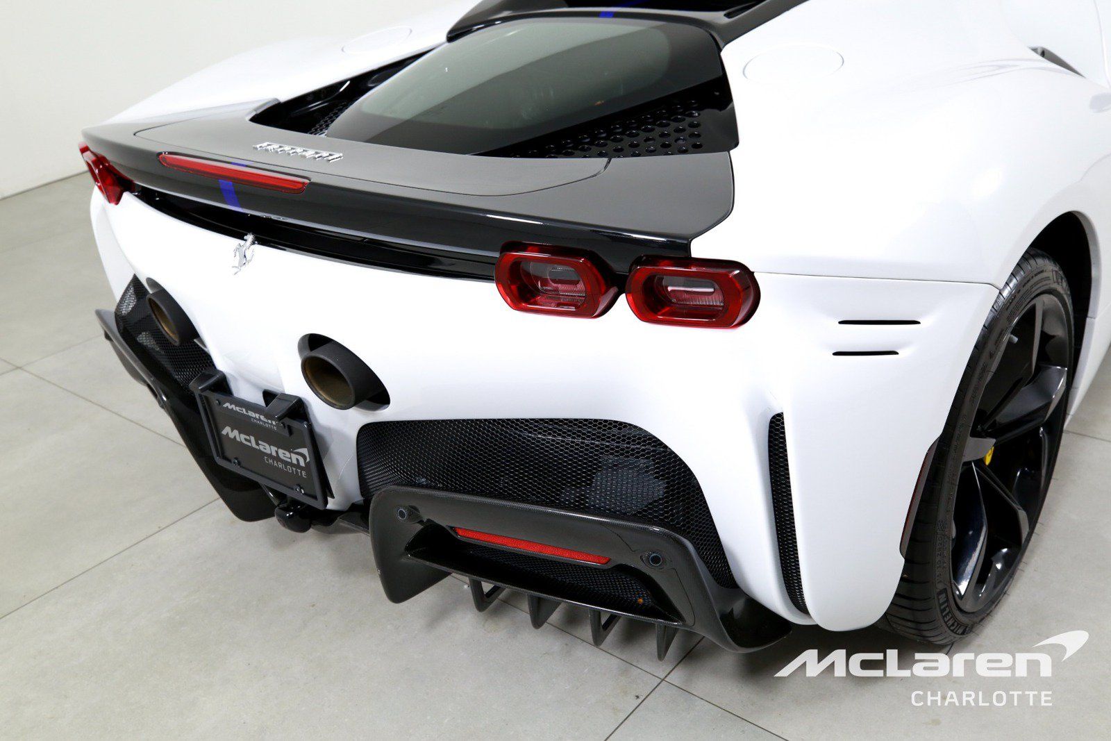 Used 2022 Ferrari SF90 Stradale AWD/4WD image 30