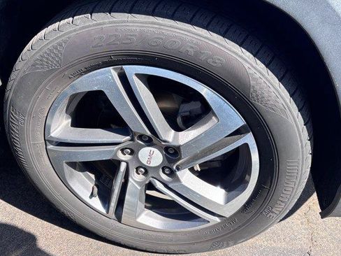 Used 2019 GMC Terrain SLT FWD image 8
