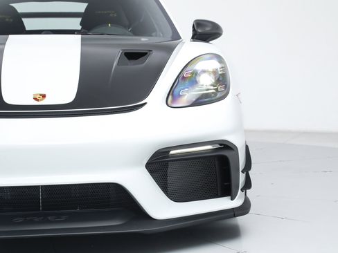 Used 2025 Porsche 718 Cayman GT4 RS RWD image 10