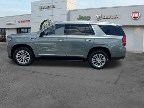Used 2023 GMC Yukon SLT AWD/4WD image 6