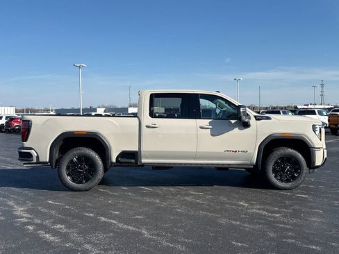 New 2026 GMC Sierra 2500 AT4 image 10