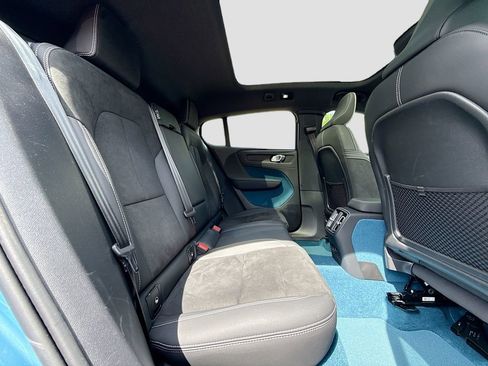 Used 2023 Volvo C40 P8 Recharge Plus image 29